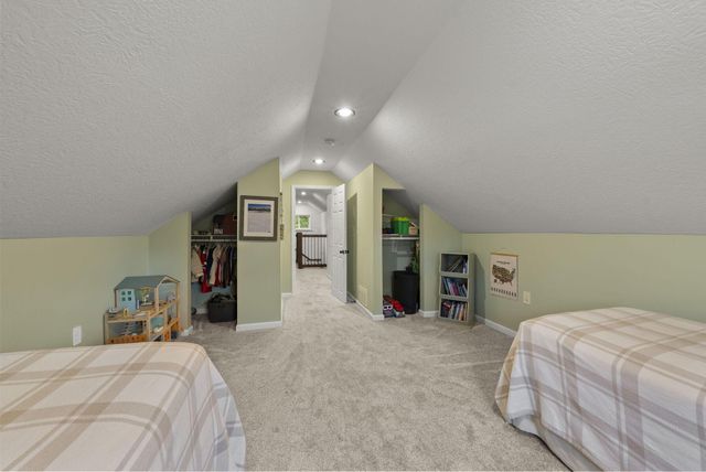 913 Groveport Road, Canal Winchester, OH 43110