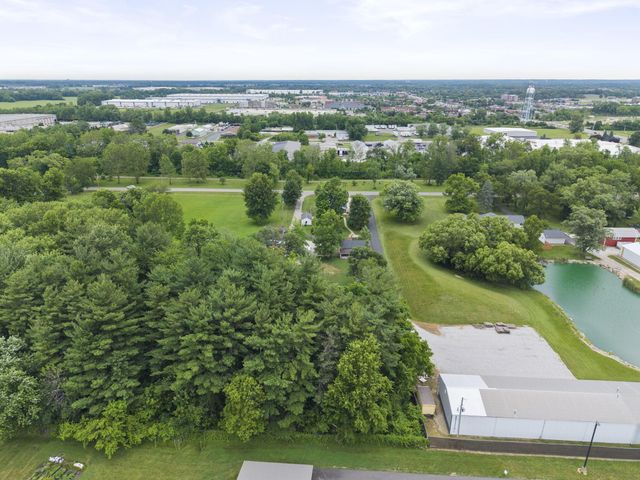 913 Groveport Road, Canal Winchester, OH 43110