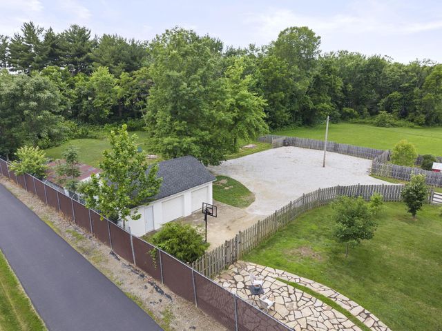 913 Groveport Road, Canal Winchester, OH 43110