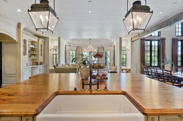 8611 Angeli Ln, Loomis, CA 95650