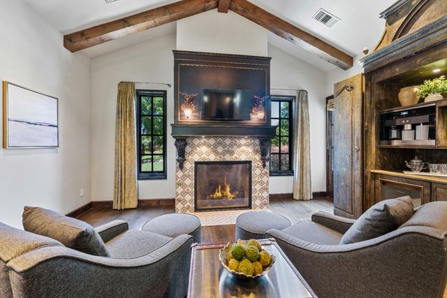 8611 Angeli Ln, Loomis, CA 95650