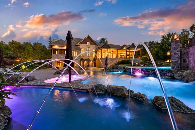 8611 Angeli Ln, Loomis, CA 95650