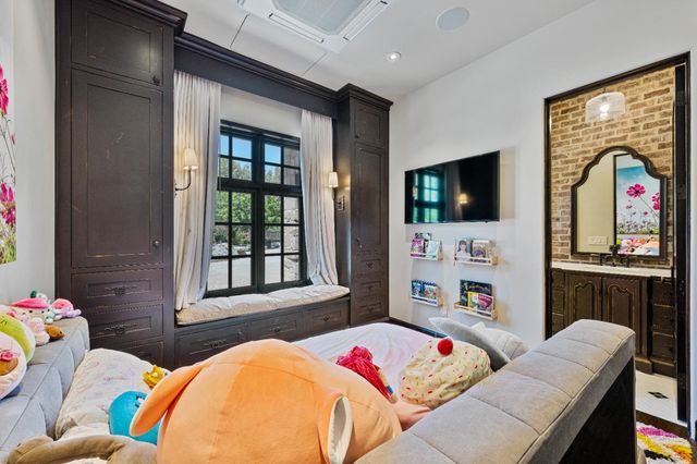 8611 Angeli Ln, Loomis, CA 95650