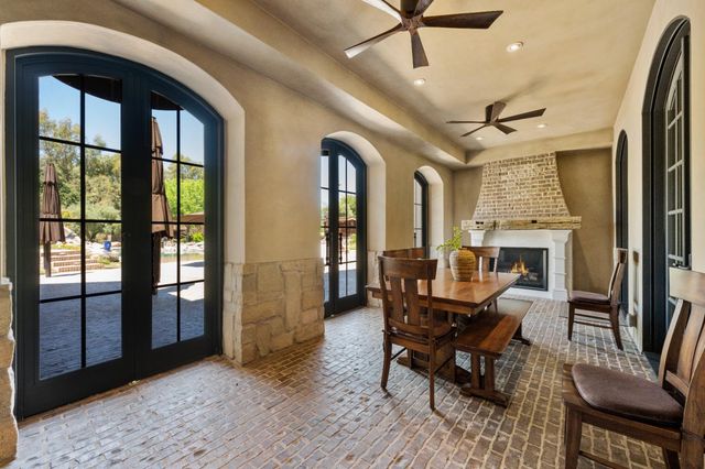 8611 Angeli Ln, Loomis, CA 95650