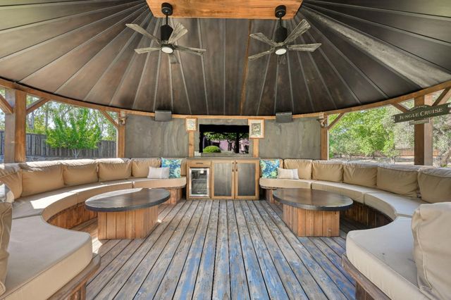 8611 Angeli Ln, Loomis, CA 95650