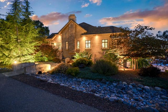 8611 Angeli Ln, Loomis, CA 95650