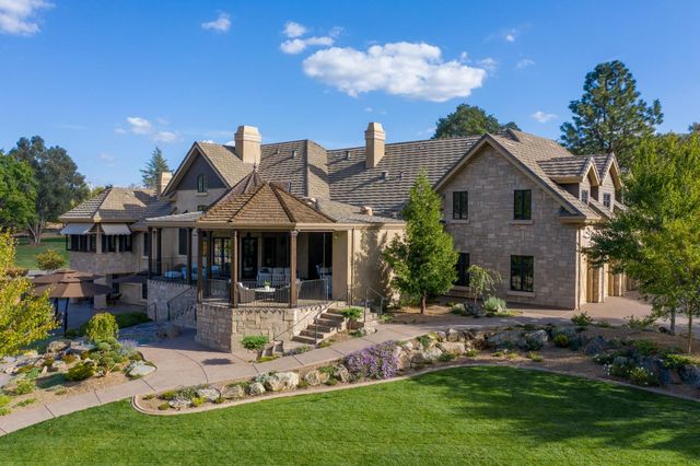 8611 Angeli Ln, Loomis, CA 95650