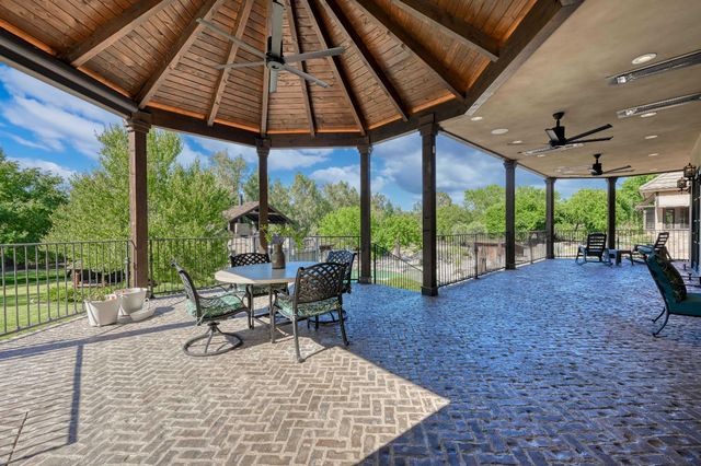 8611 Angeli Ln, Loomis, CA 95650