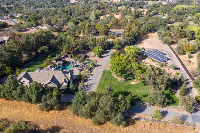 8611 Angeli Ln, Loomis, CA 95650