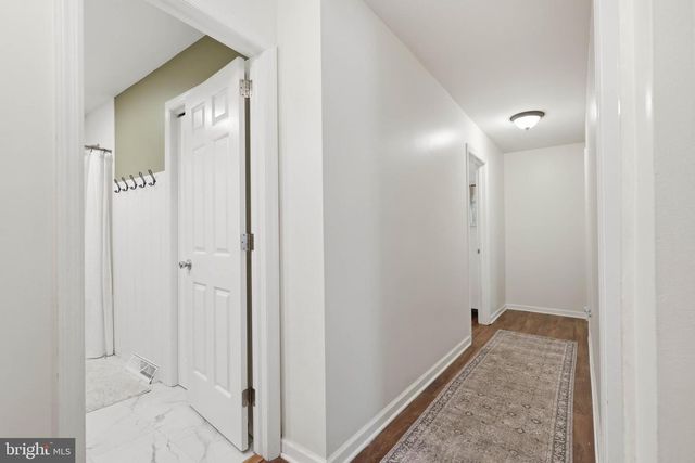 105 WOOD LOT LN, Lancaster, PA 17601