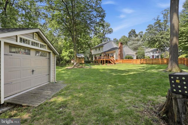 105 WOOD LOT LN, Lancaster, PA 17601