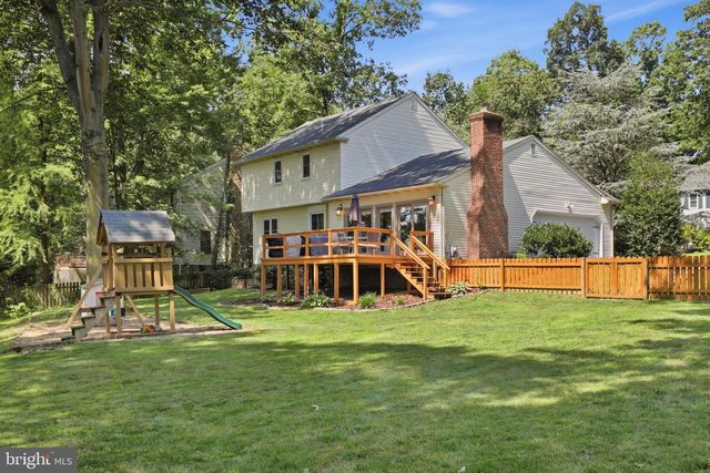 105 WOOD LOT LN, Lancaster, PA 17601