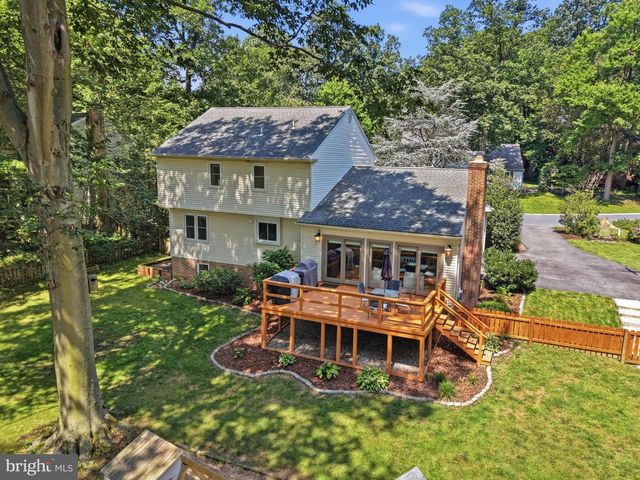 105 WOOD LOT LN, Lancaster, PA 17601