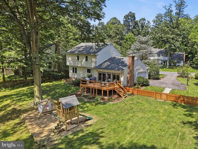 105 WOOD LOT LN, Lancaster, PA 17601