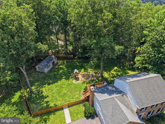 105 WOOD LOT LN, Lancaster, PA 17601