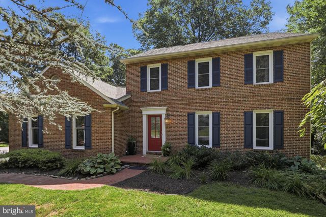 105 WOOD LOT LN, Lancaster, PA 17601