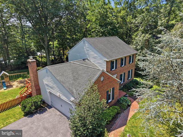 105 WOOD LOT LN, Lancaster, PA 17601