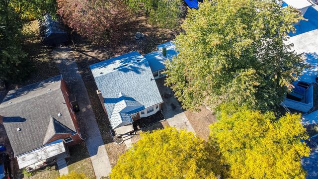 20569 Biltmore Street, Detroit, MI 48235