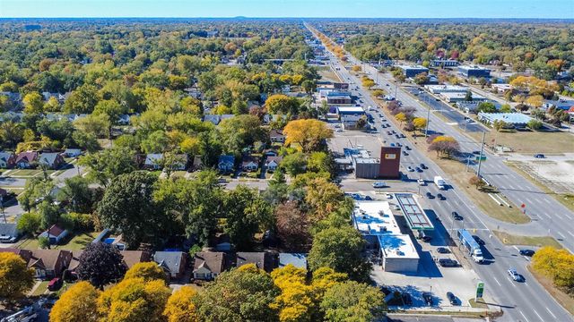 20569 Biltmore Street, Detroit, MI 48235