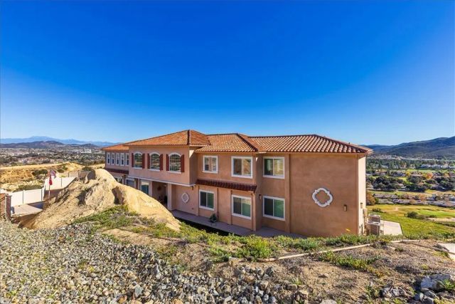 38000 Via Vista Grande, Murrieta, CA 92562