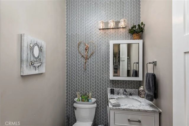 38000 Via Vista Grande, Murrieta, CA 92562