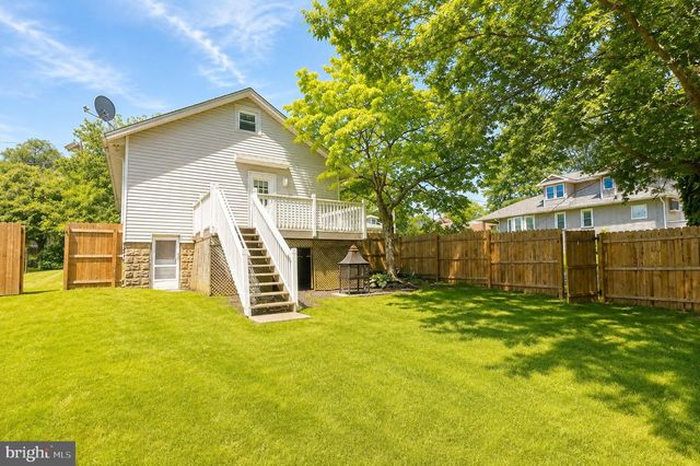 103 S CEDAR AVE, Maple Shade, NJ 08052