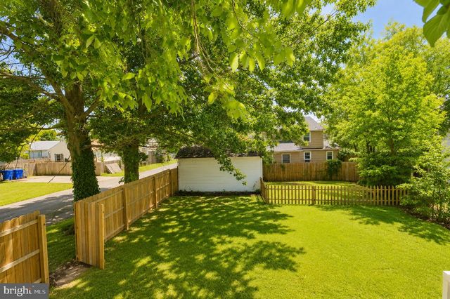 103 S CEDAR AVE, Maple Shade, NJ 08052