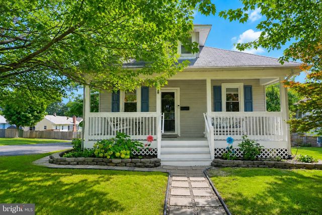 103 S CEDAR AVE, Maple Shade, NJ 08052