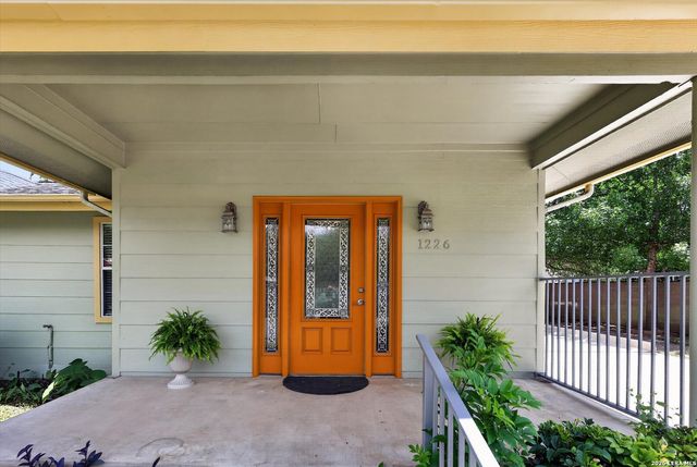 1226 PATTON BLVD, San Antonio, TX 78237