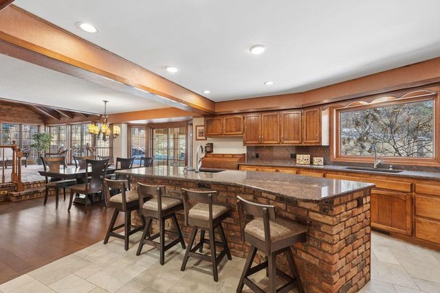 6175 Heather Place NE, Fridley, MN 55432