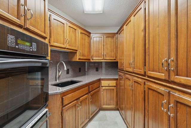 6175 Heather Place NE, Fridley, MN 55432