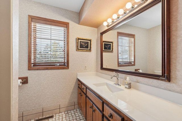 6175 Heather Place NE, Fridley, MN 55432