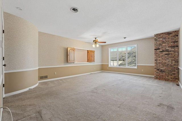 6175 Heather Place NE, Fridley, MN 55432