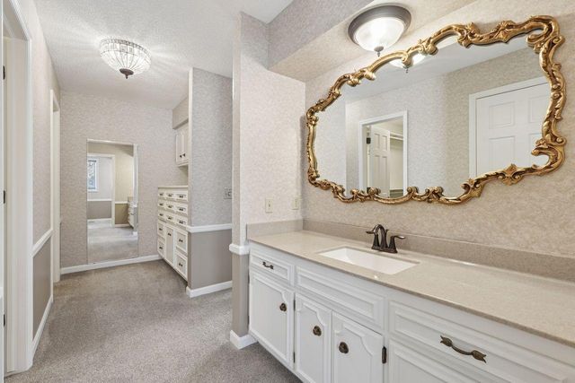 6175 Heather Place NE, Fridley, MN 55432