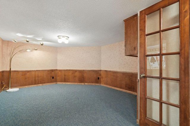 6175 Heather Place NE, Fridley, MN 55432