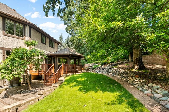 6175 Heather Place NE, Fridley, MN 55432