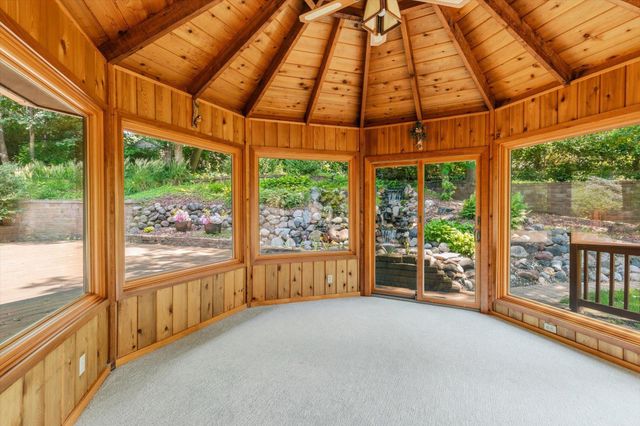 6175 Heather Place NE, Fridley, MN 55432