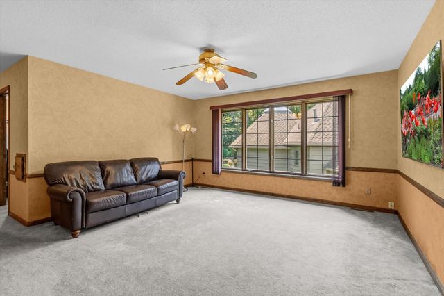 6175 Heather Place NE, Fridley, MN 55432