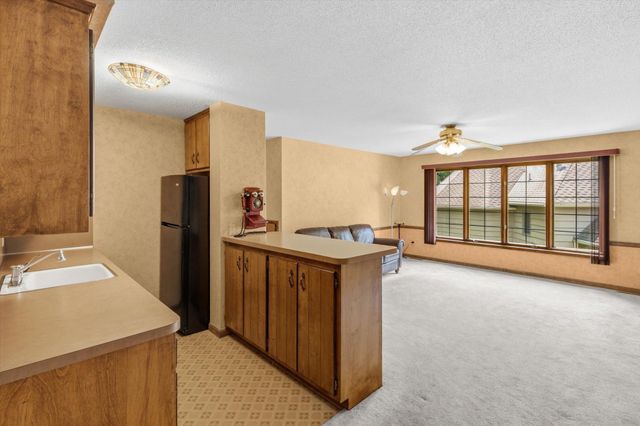 6175 Heather Place NE, Fridley, MN 55432