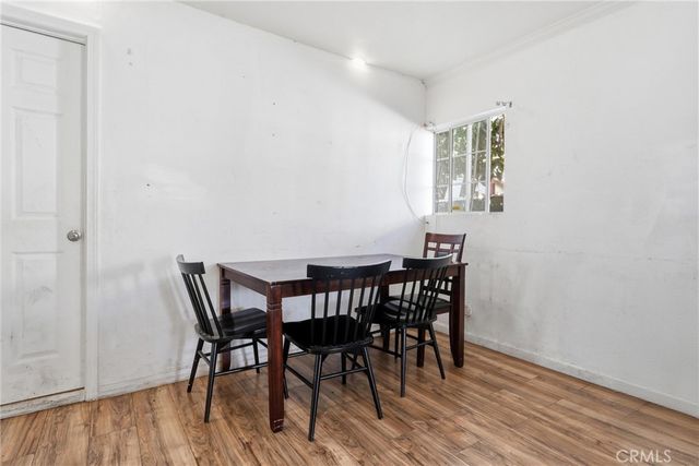 6530 Denver, Los Angeles, CA 90044