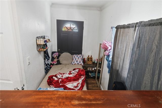 6530 Denver, Los Angeles, CA 90044