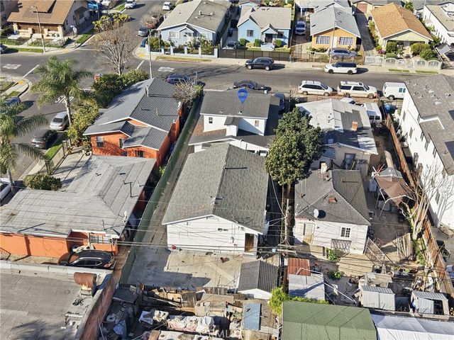 6530 Denver, Los Angeles, CA 90044