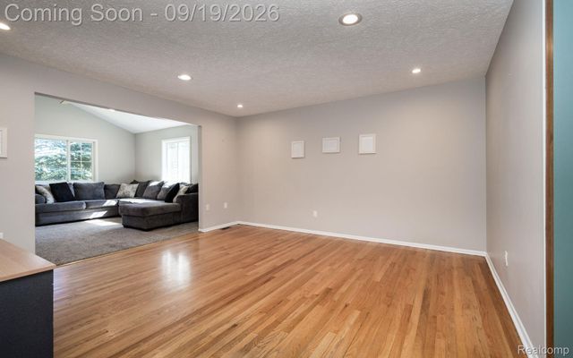3820 Percy King Road, Waterford Charter Township, MI 48329