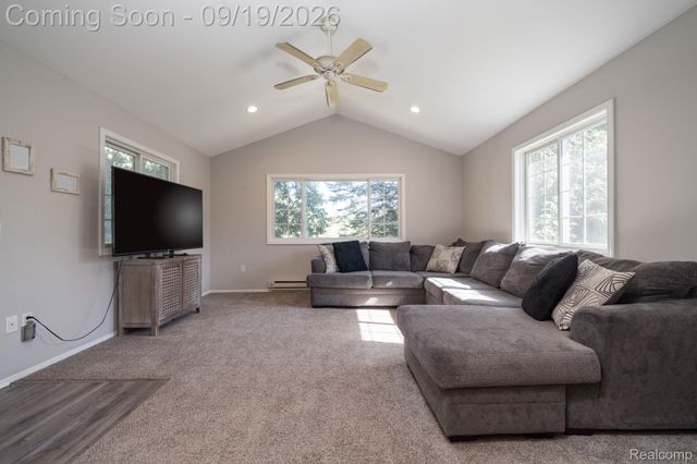 3820 Percy King Road, Waterford Charter Township, MI 48329