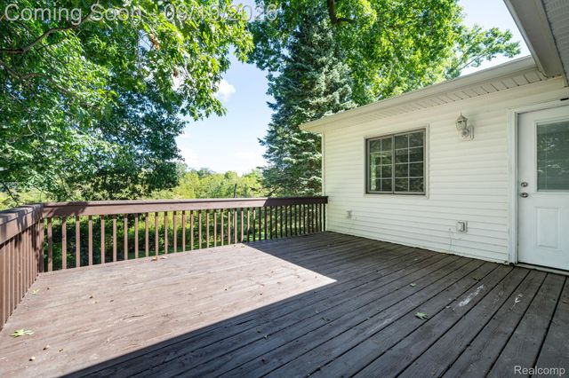 3820 Percy King Road, Waterford Charter Township, MI 48329