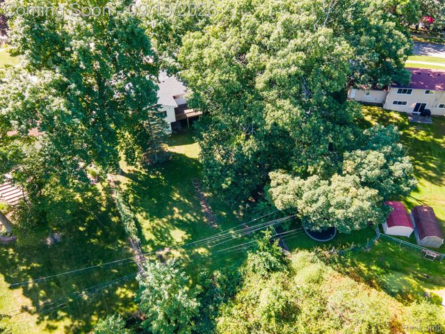 3820 Percy King Road, Waterford Charter Township, MI 48329