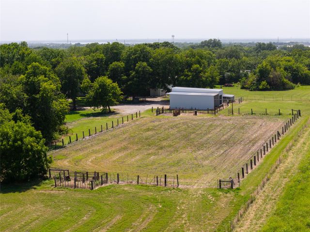 205 Murchison Street, Farmersville, TX 75442
