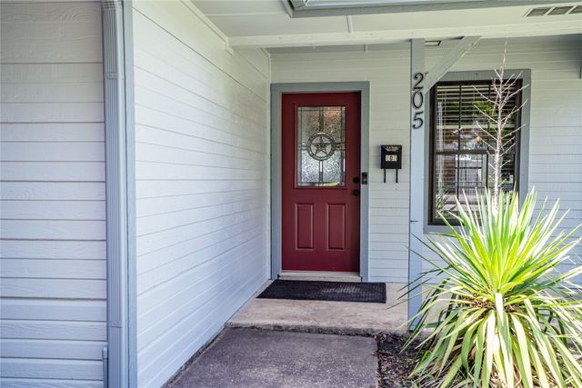 205 Murchison Street, Farmersville, TX 75442