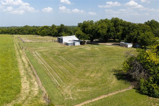 205 Murchison Street, Farmersville, TX 75442