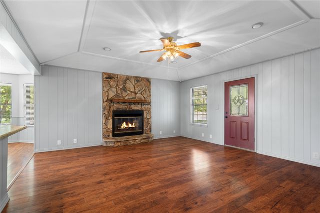 205 Murchison Street, Farmersville, TX 75442
